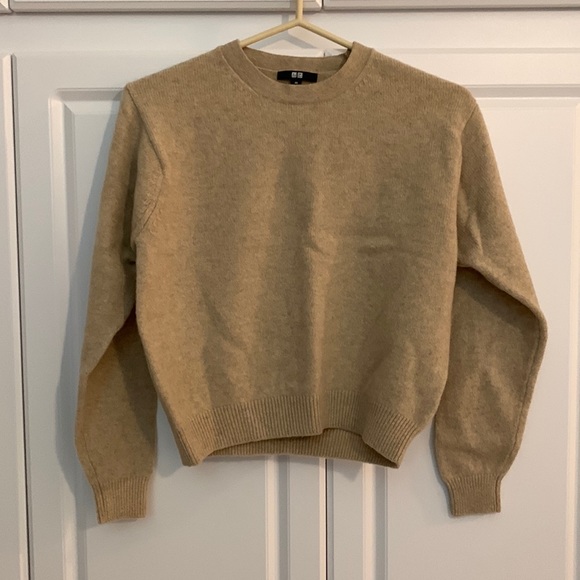 Uniqlo Sweaters - Uniqlo 100% Wool Sweater Camel Colour Size XS